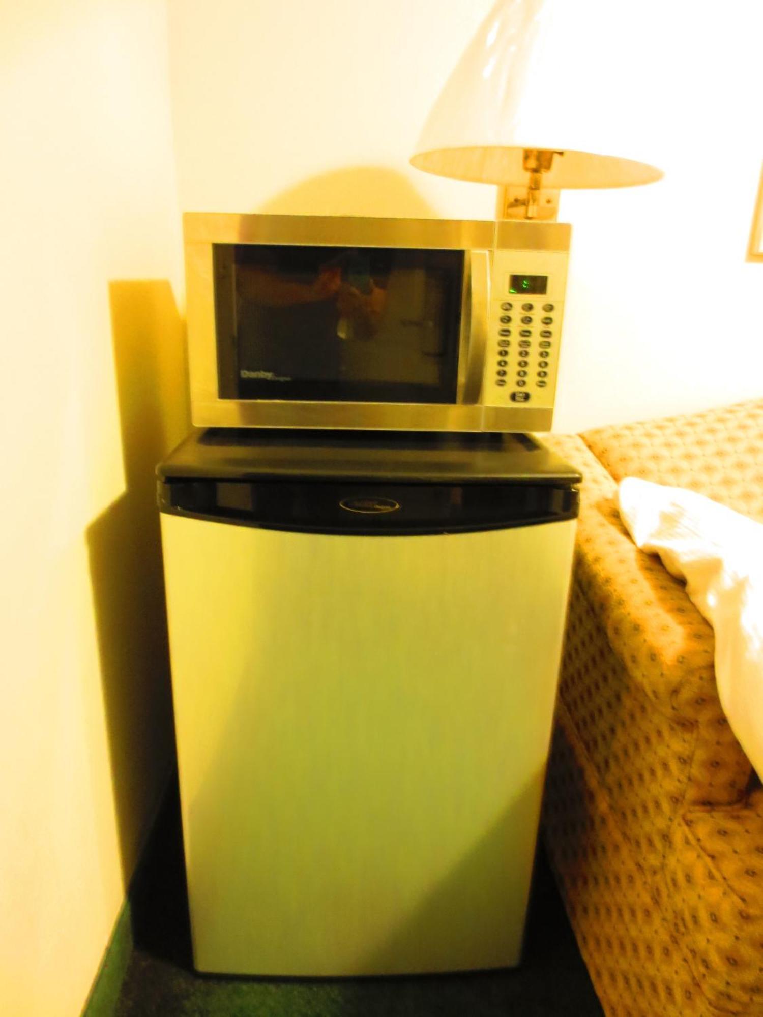 Canadiana Motel Hanover エクステリア 写真