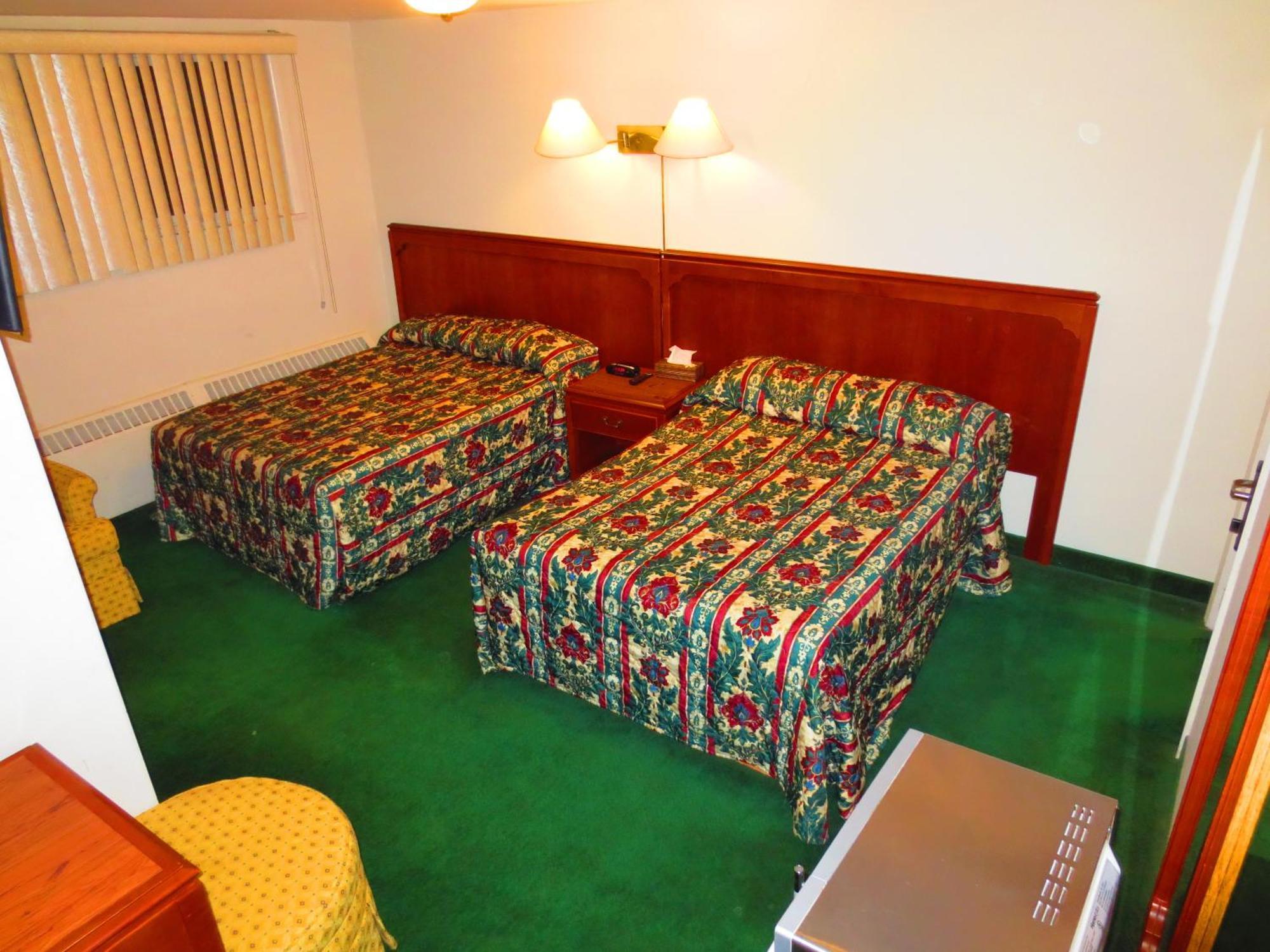 Canadiana Motel Hanover エクステリア 写真